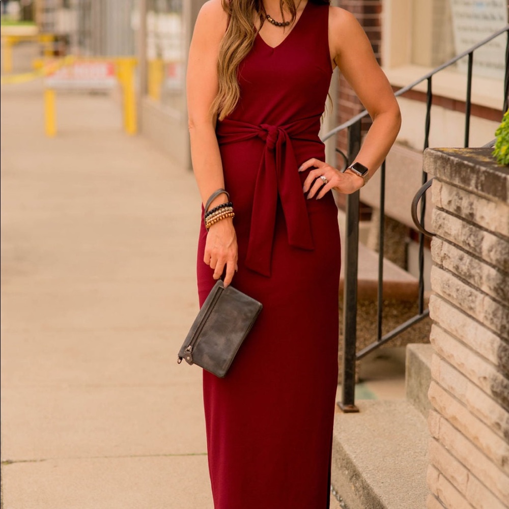 Betsey’s Boutique One-of-a-Kind Garnet Maxi Dress Sleeveless Tie Waist Elegant